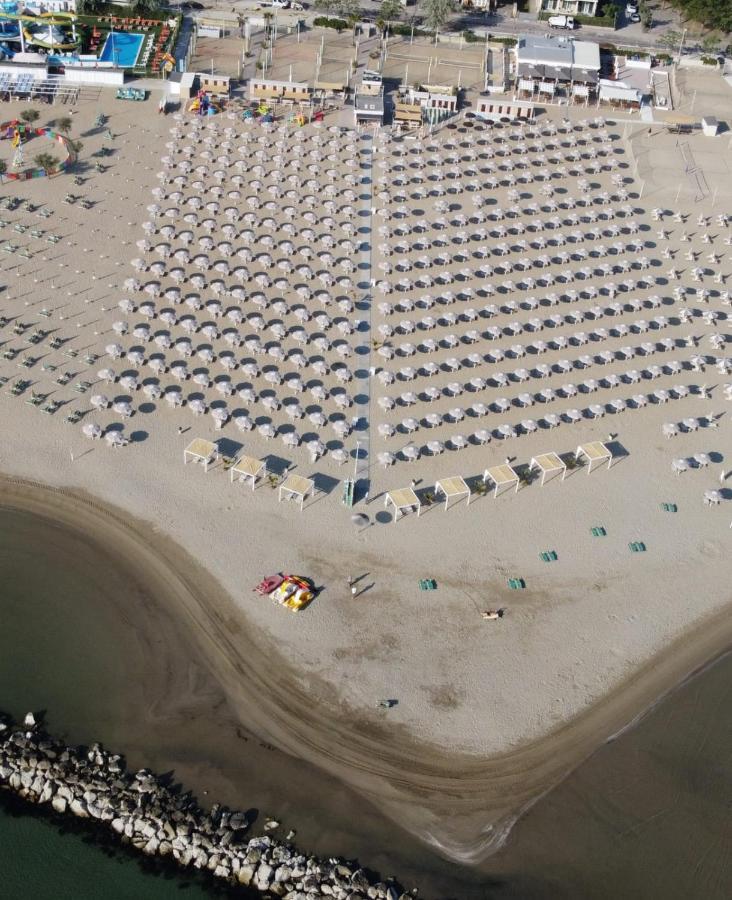 Hotel Riva E Mare Rimini Eksteriør bilde