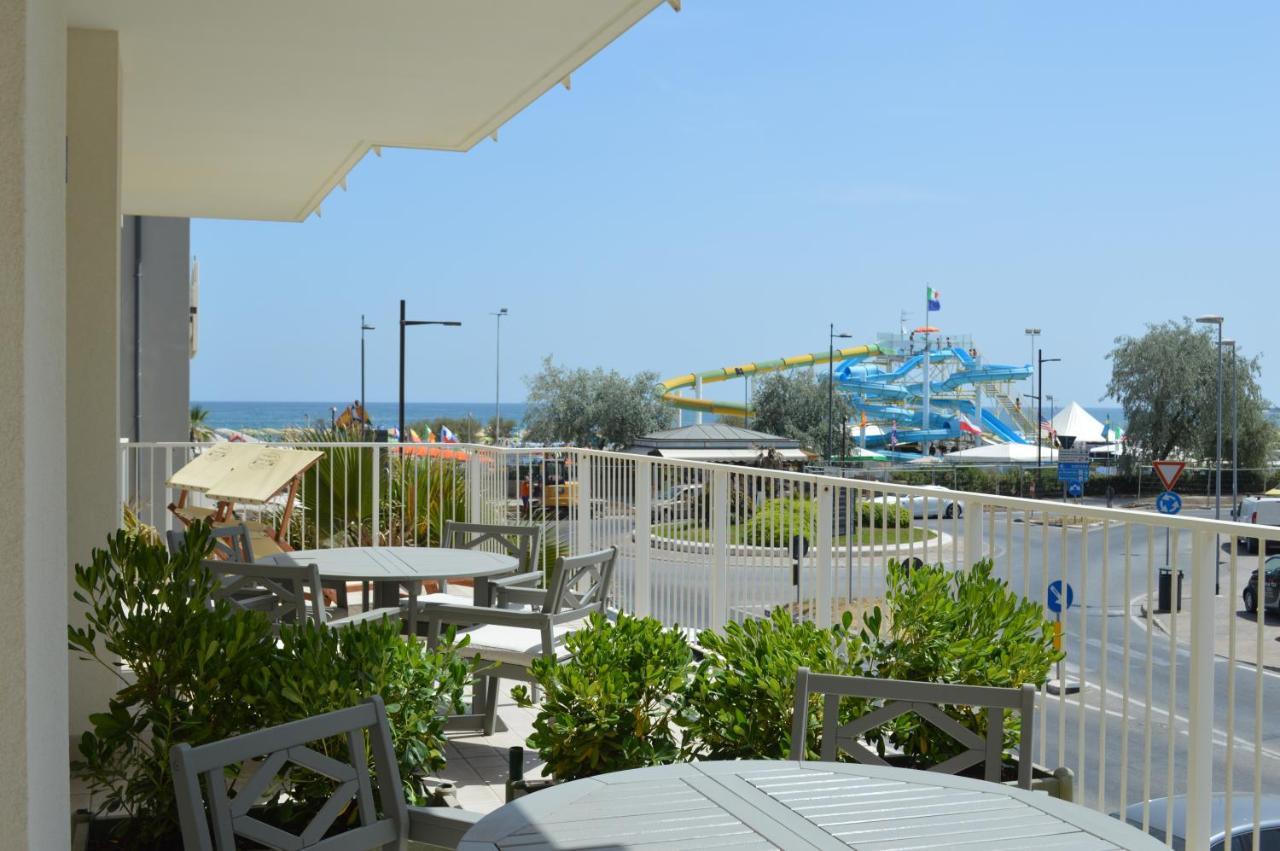 Hotel Riva E Mare Rimini Eksteriør bilde