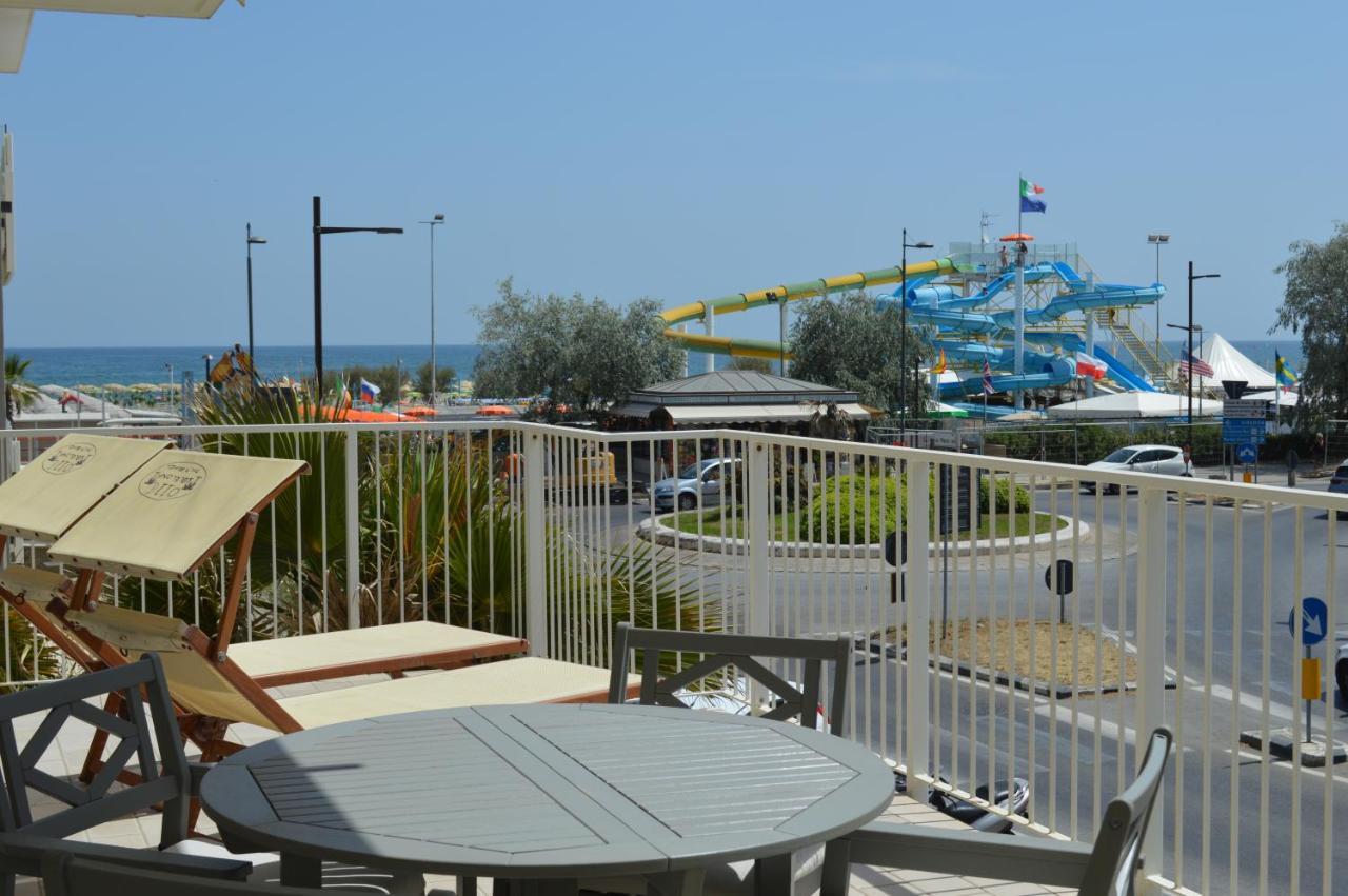 Hotel Riva E Mare Rimini Eksteriør bilde
